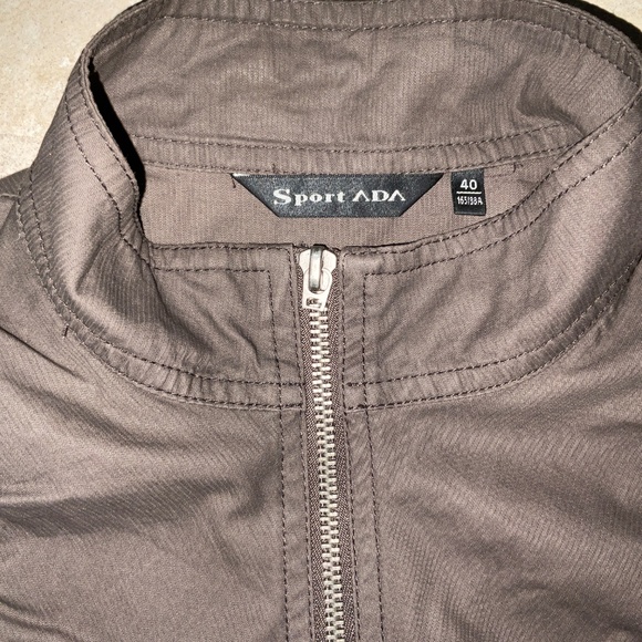 Casual zip up, mid sleeve cotton jacket, women’s size small - Picture 4 of 9